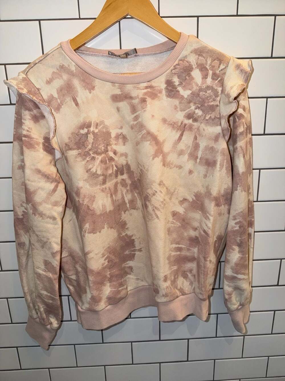 Marled Reunited Clothing Tie Dye Ruffle Shoulder Sweatshirt Size L